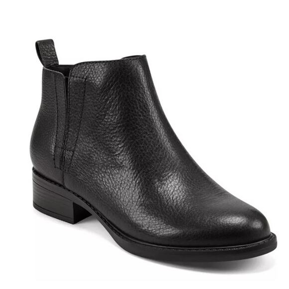 Easy Spirit Womens Black Selarime Leather Chelsea Booties  Easy Spirit Womens Black Selarime Leather Chelsea Booties NEW / Size 12